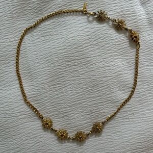 Vintage Trifari T-Tag Gold Tone Daisy Necklace